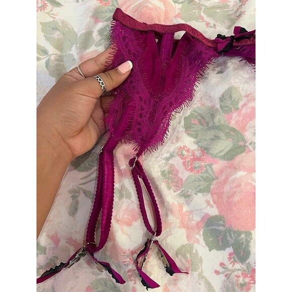 Agent Provocateur Lavelle Suspender Garter Belt Magenta AP 2 - Picture 6 of 11